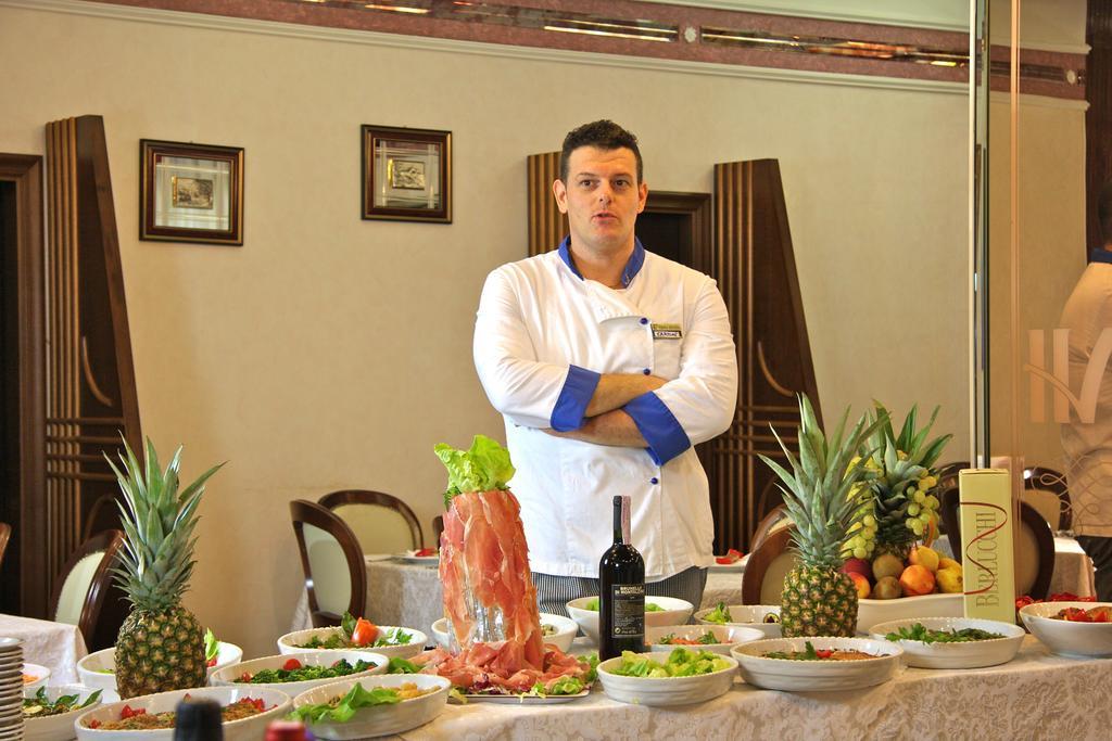 Hotel Vienna Ostenda E Ristorante Il Danubio Rimini Extérieur photo