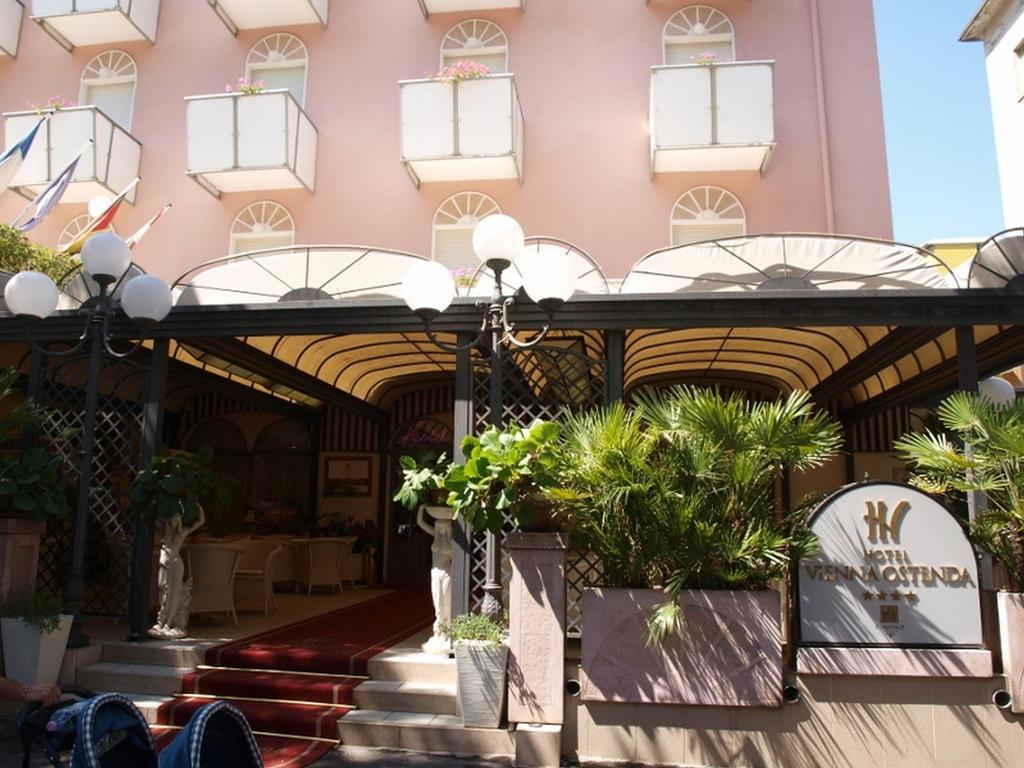 Hotel Vienna Ostenda E Ristorante Il Danubio Rimini Extérieur photo